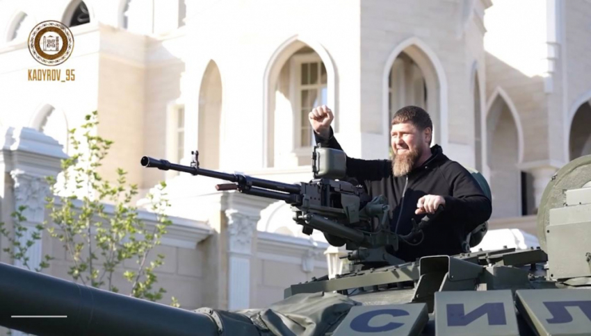 «Началось наступление подразделений «АХМАТ»: Рамзан Кадыров заявил о передислокации чеченских войск в ДНР