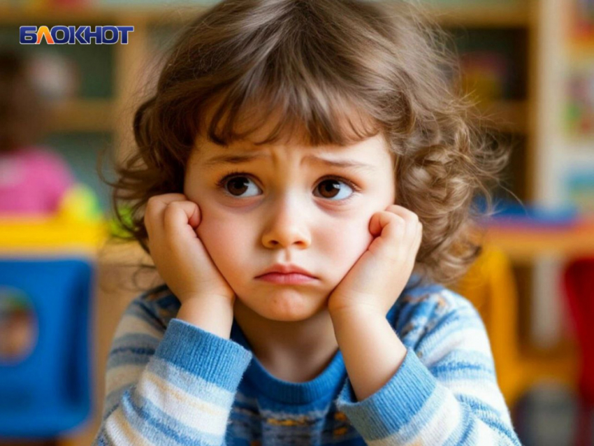 Воспитательница из ДНР закрывала детей в туалете и срывалась на них на утреннике