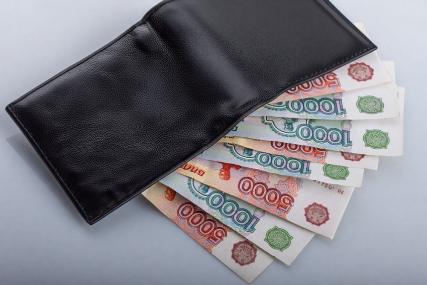 Доходы ДНР выросли почти втрое: что стоит за скачком зарплат