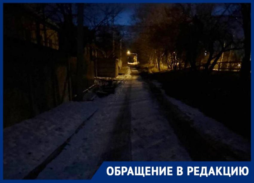 Тьма на улице Радостной: жителям Кировского района Донецка три года отказывают в уличном освещении