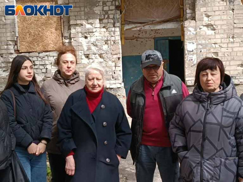 Двери лень поставить: Минстрой виртуально расселил жителей подъезда на на Киевском, 71 в Донецке