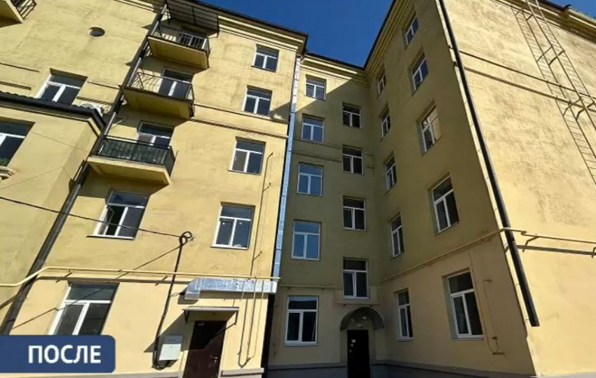 Дом с пилястрами в Мариуполе восстановили после обстрелов ВСУ