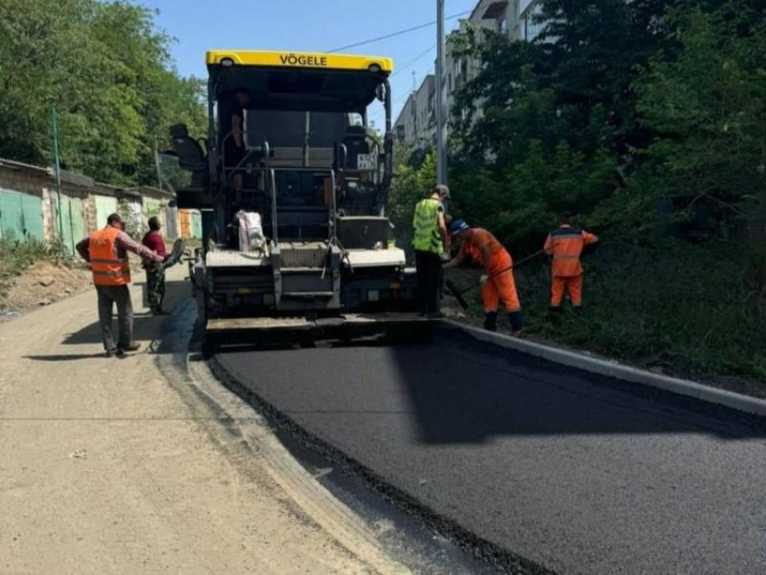 Семь дорог в столице Республики начнут ремонтировать в июле
