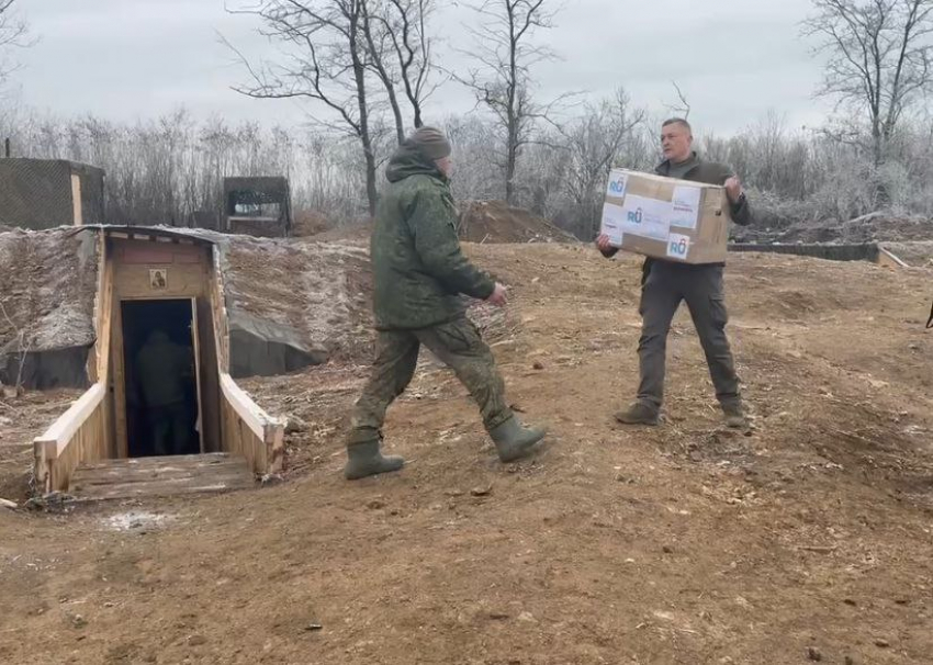 «Россия не находится ни в какой изоляции, это все придумали наши враги»: Ян Гагин рассказал о посылках из разных стран для наших военных