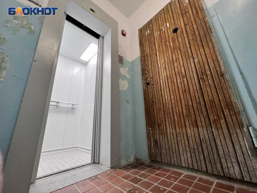 36 новых лифтов: в ДНР обновляется парк подъемников в жилых домах