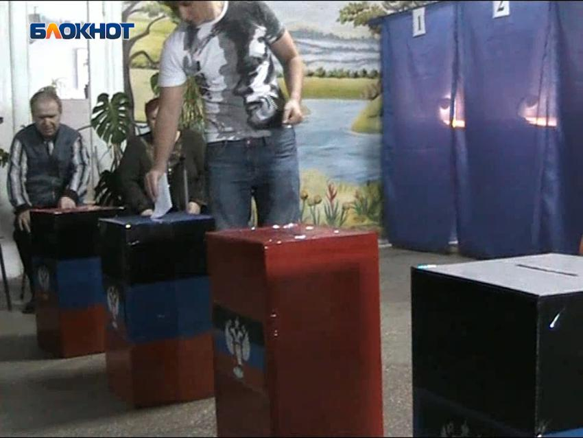 Одиннадцать лет Донбасс без Украины: архивные кадры «Блокнот» с референдума 2014 года 