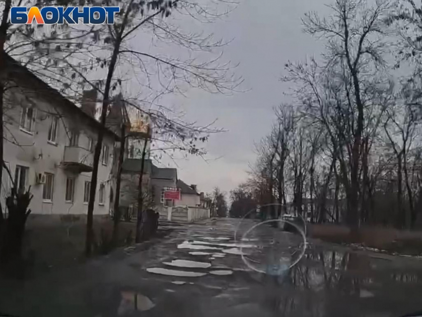 Ямы по полметра: дорога до пгт Пролетарского в Макеевке не видела ремонта уже 16 лет