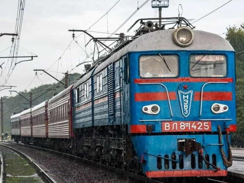 В первые выходные весны на Донбассе возобновят движение поезда «Дебальцево – Луганск»