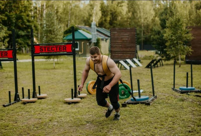 Четырехкратный призер чемпионатов мира по борьбе на поясах куреш из ДНР примет участие в шоу «Игры без границ»