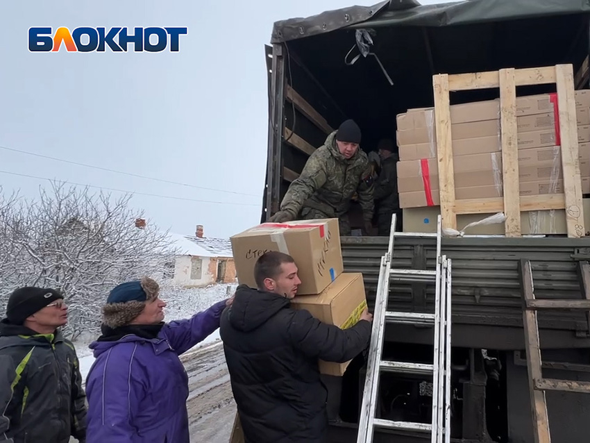 Ян Гагин вместе с волонтёрами из Москвы привез гуманитарную помощь для беженцев с освобождённых территорий 