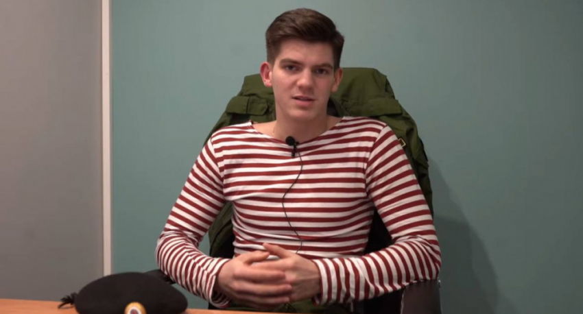 Демобилизованный студент из Донецка получает угрозы из-за коллаборанти с украинским шевроном из Санкт-Петербурга