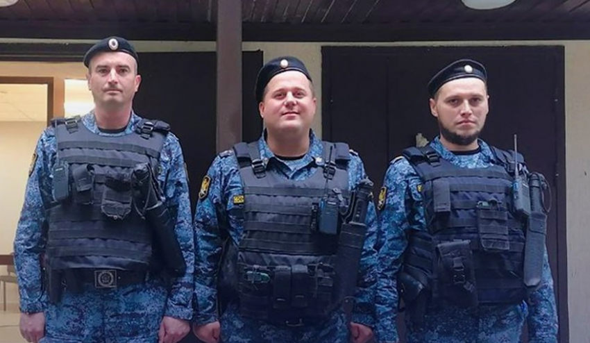 Тротиловую шашку нашли приставы у должника в Шахтерске