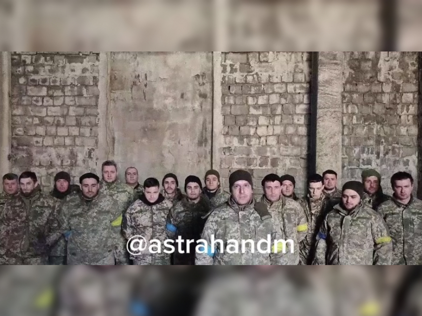 Около 20 украинских военных сдались в плен под Марьинкой в ДНР