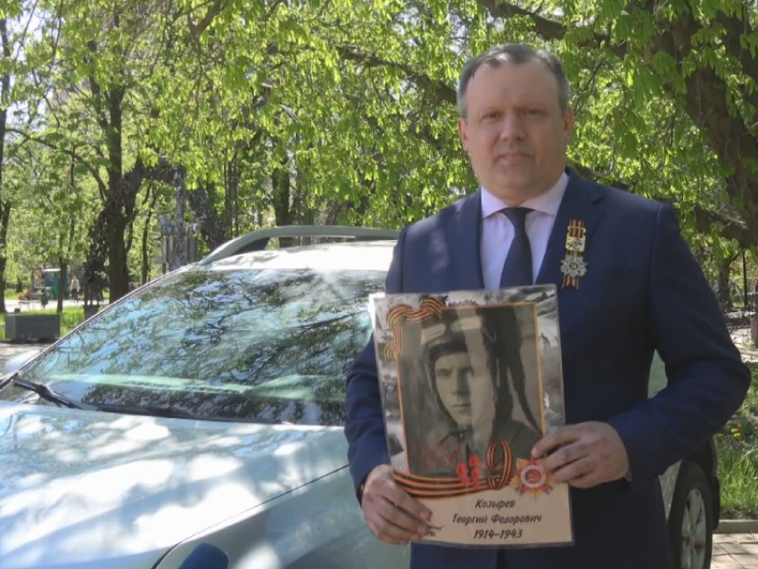 Мэр Донецка принимает участие в акции «Бессмертный автополк»