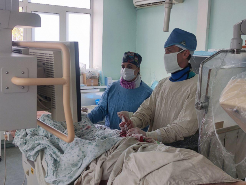 Донецкие врачи спасли женщину с острым нарушением мозгового кровообращения
