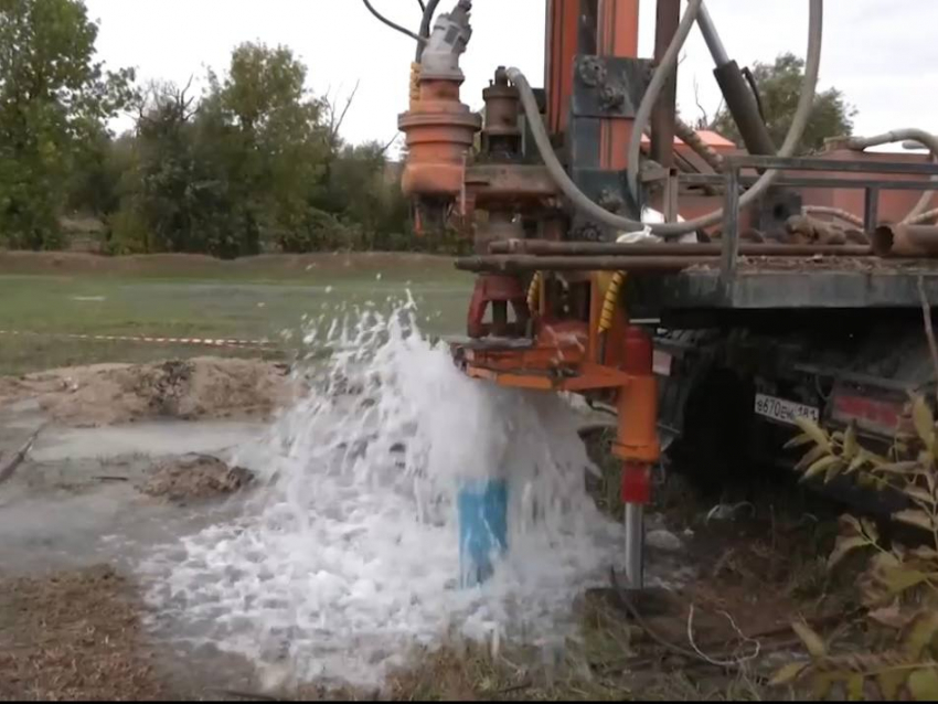 В Амвросиевском округе пробурили скважину для поиска альтернативных источников воды