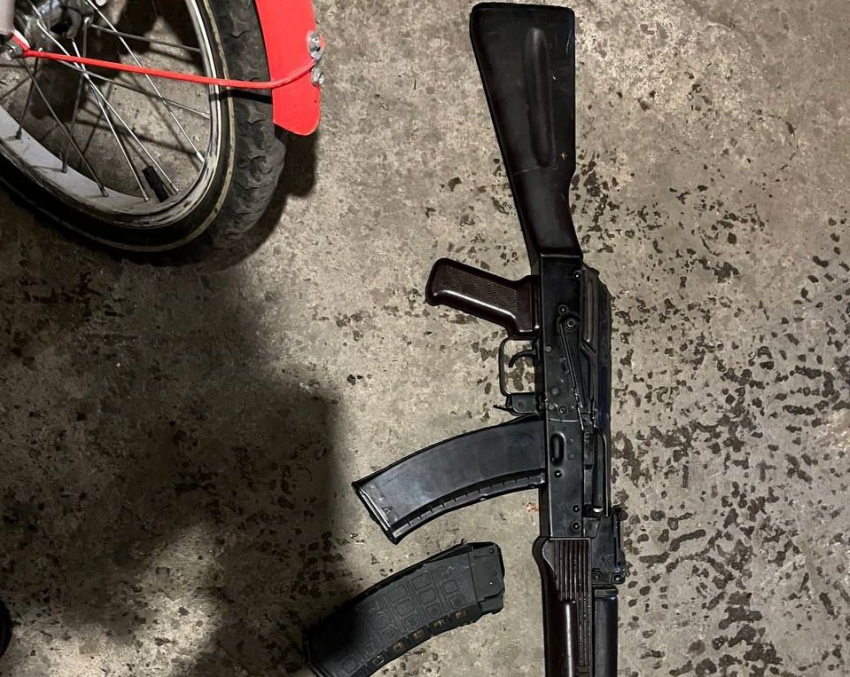 Полицейские изъяли оружейный арсенал у жителя Донецка 
