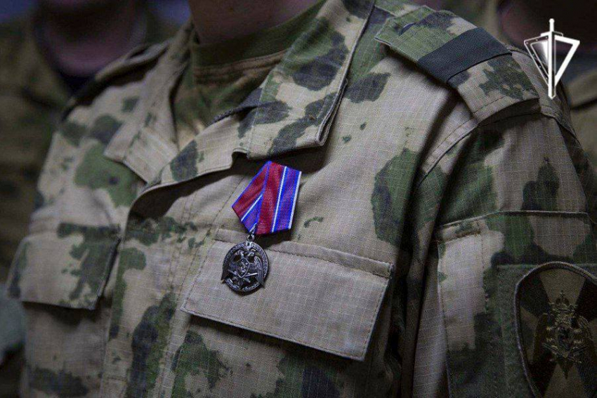 За успешное выполнение боевых задач в ДНР награждены военнослужащие