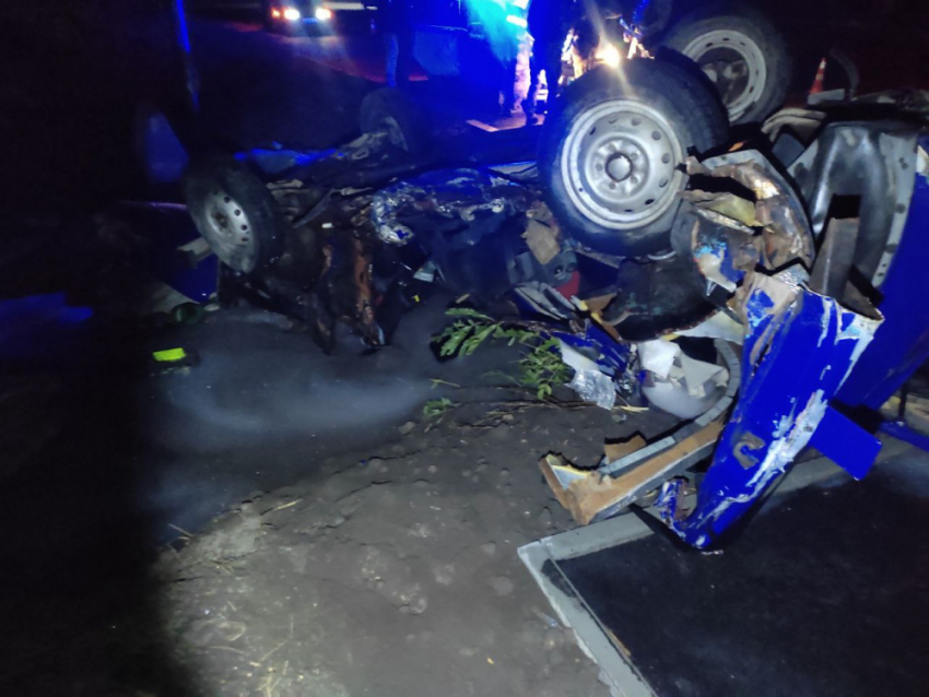 Всмятку: 51-летний пассажир «Нивы» скончался в результате страшной аварии в Мариуполе