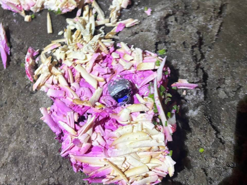 Мариупольцы умудрились «порезать» наркотики в овощной салат, но их нашли