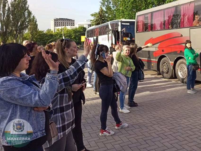 Летняя оздоровительная кампания стартовала в Макеевке: школьники отправились на отдых в Краснодарский край