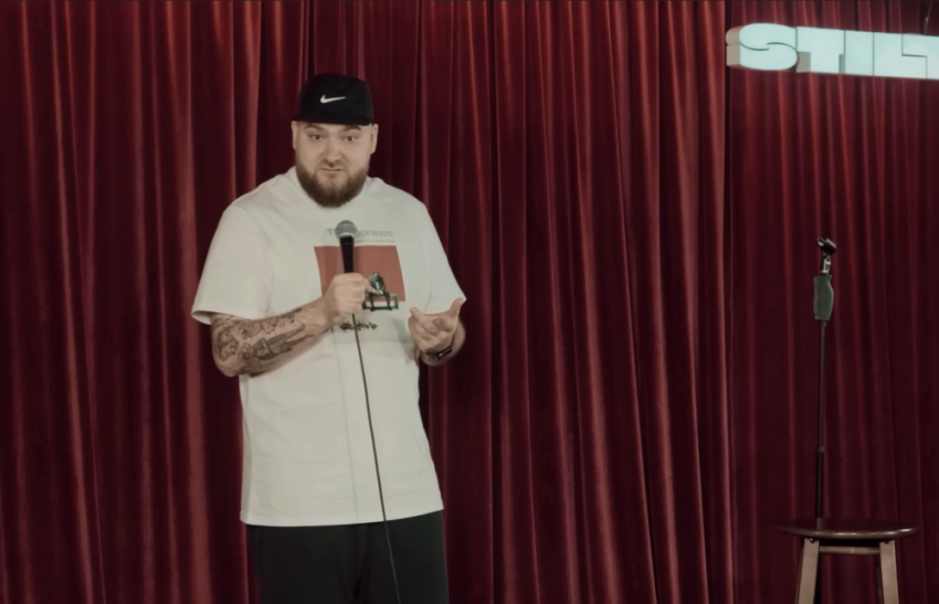 Донецкий комик Дима Илюхин высмеял заоблачную стоимость новостроек в ДНР