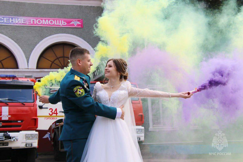 В Коста-Рике празднуют первые однополые свадьбы