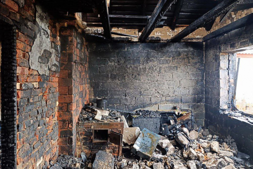 Пожар убил 79-летнего дедушку в Макеевке утром 7 декабря 