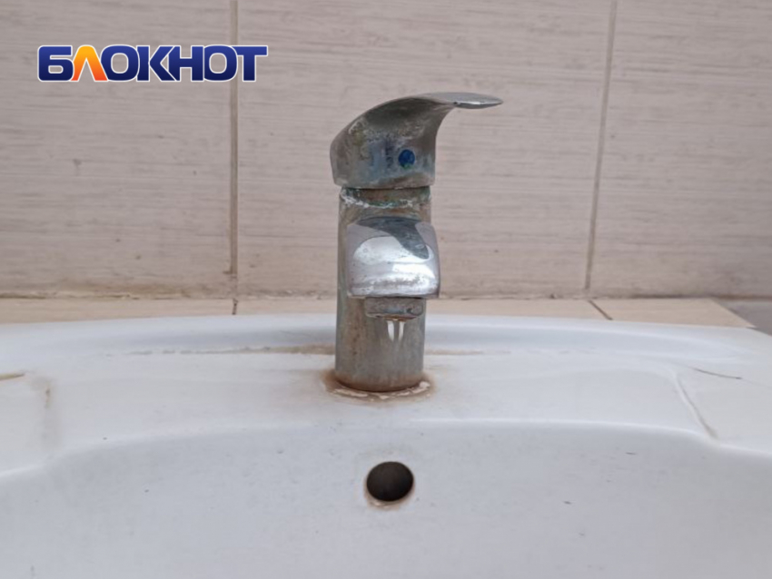 Города ДНР остались без воды из-за крупнейшей аварии на водоводе у Енакиево