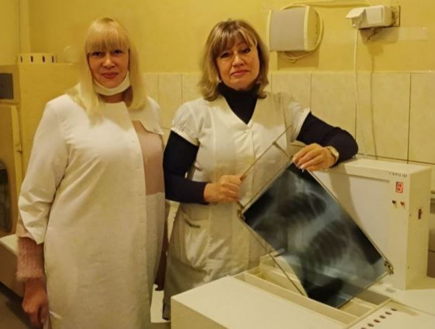 В Енакиево доставили новый аппарат для проявки рентгеновских снимков