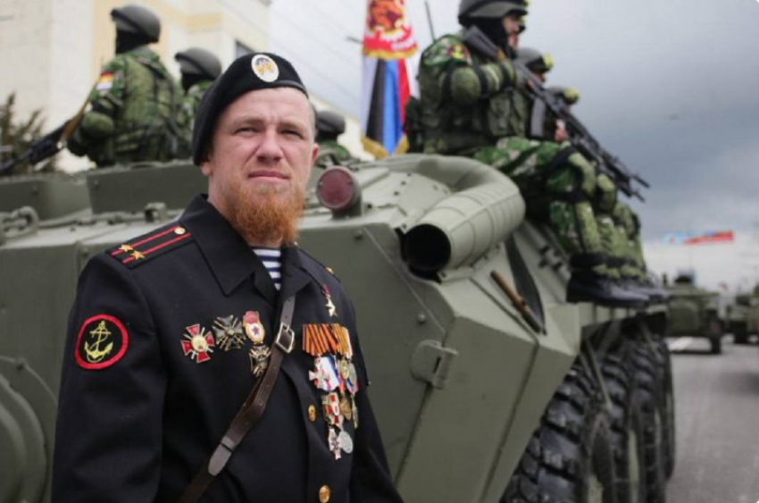 Дончане вспоминают легендарного защитника Донбасса Моторолу