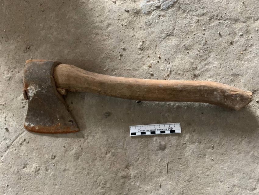 После пьянки зарубила топором: в Горловке женщина лишила жизни знакомого