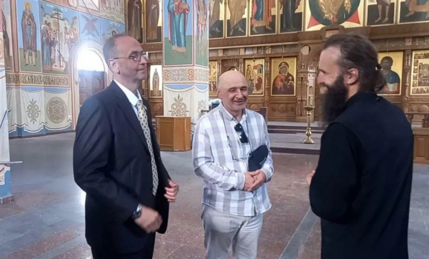 Политики и журналисты из Грузии посетили Донбасс 