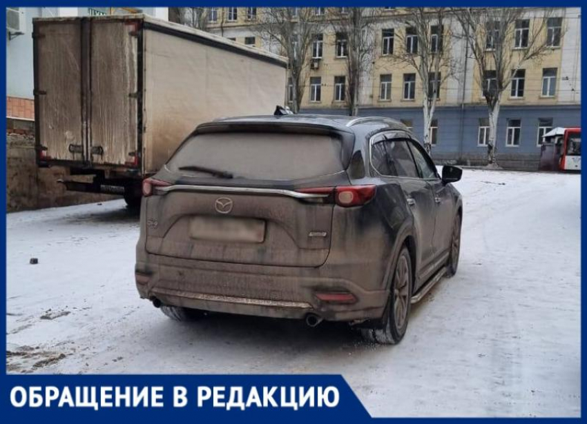  «Я в ужасе, руки трясутся до сих пор»: наглый водитель чуть не сбил жительницу Донецка на пустой парковке 